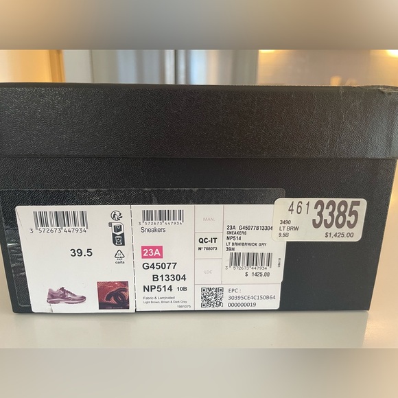 Brand new Chanel runners - Picture 2 of 8